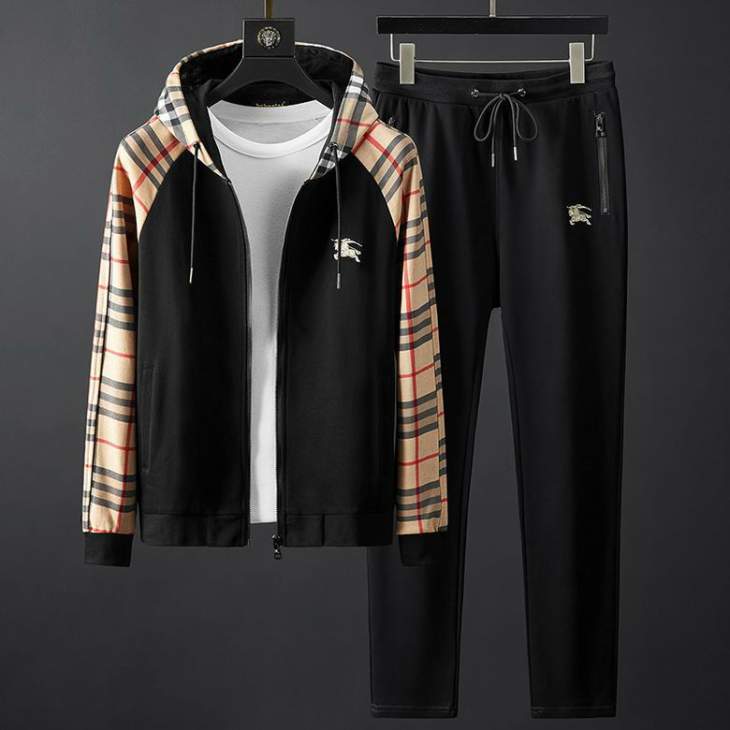 Picture of Burberry Sweater Suits _SKUBurberryM-4XL25c205537504